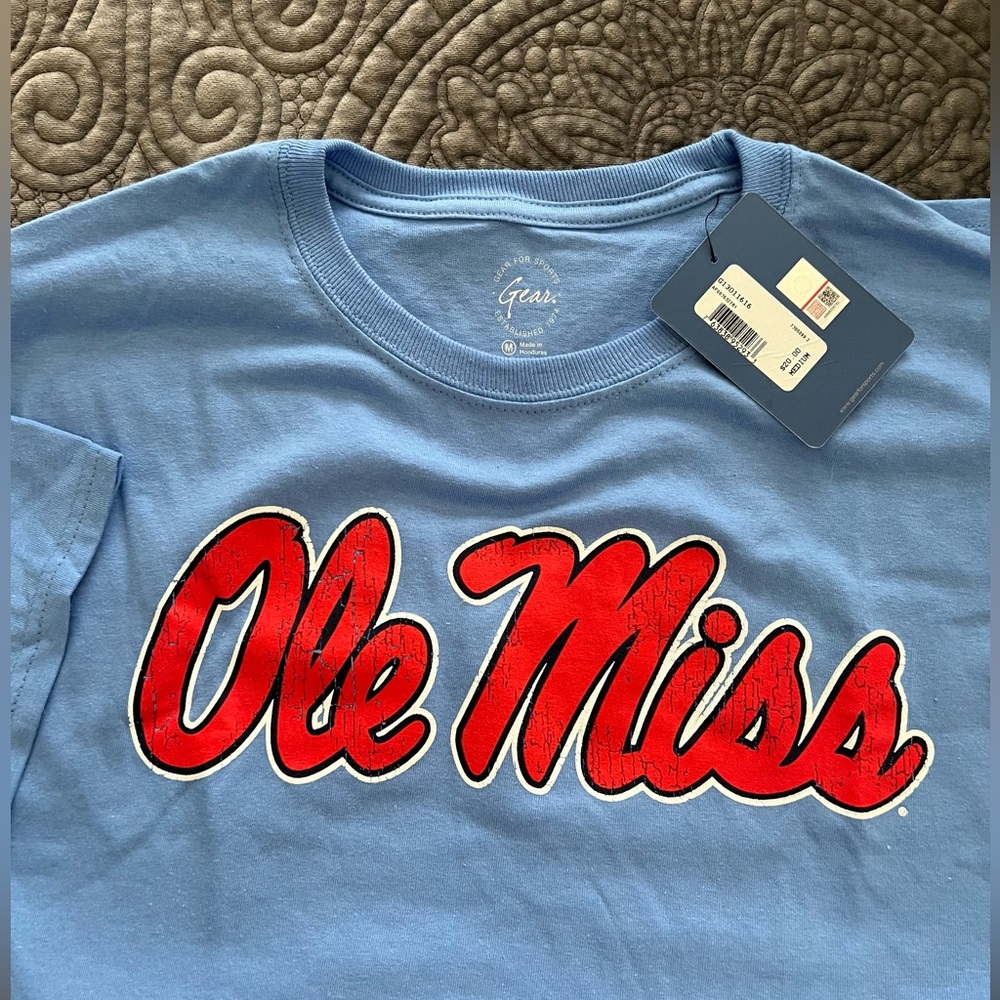 NWT!!Gear for Sports Ole Miss Short Sleeve T-Shirt size medium